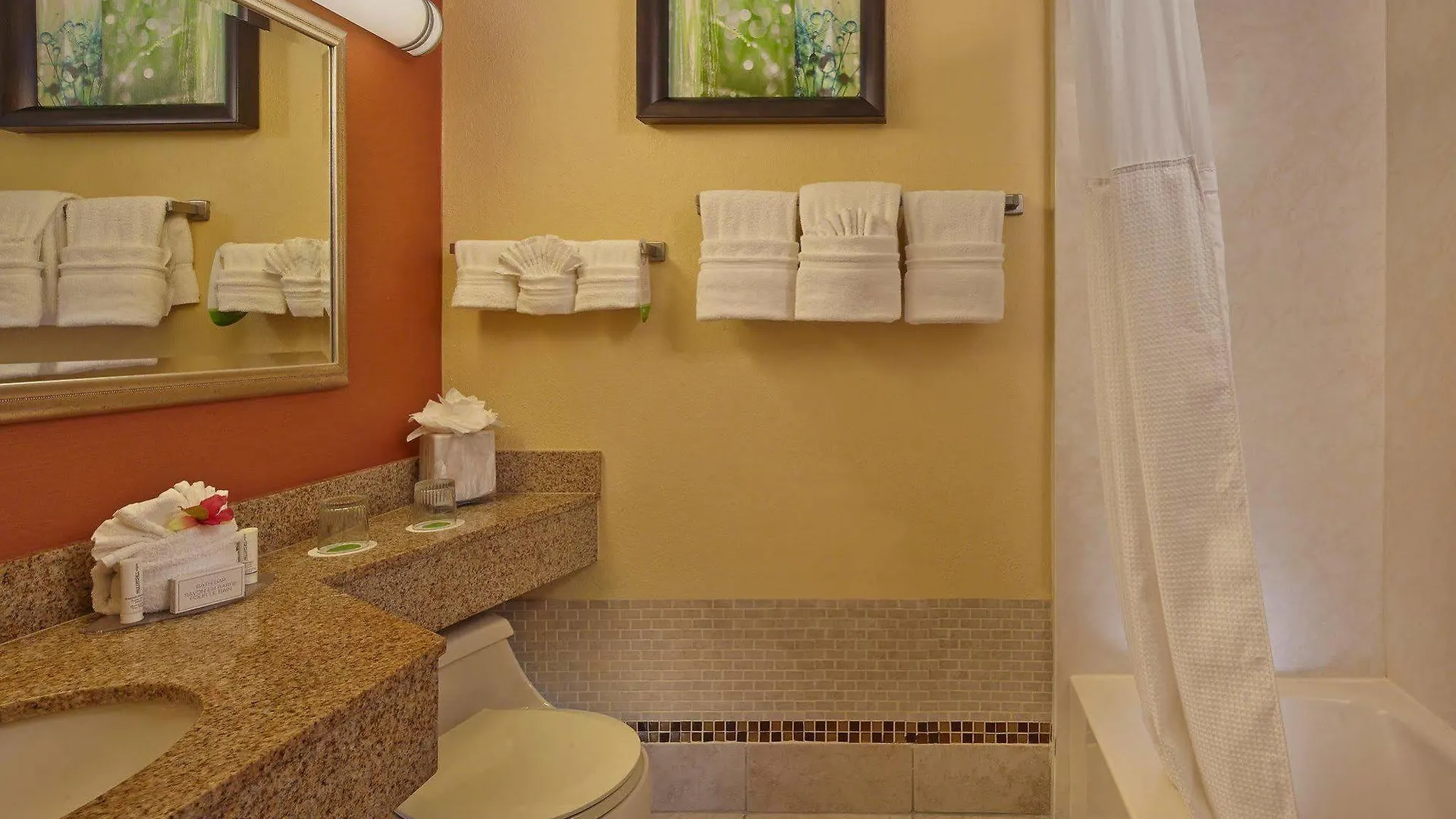 Hotel Courtyard By Marriott Key West Waterfront